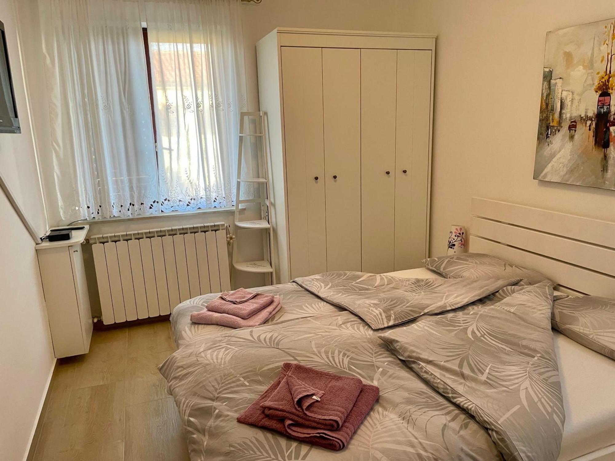 איזולה Apartments Kolorcek מראה חיצוני תמונה